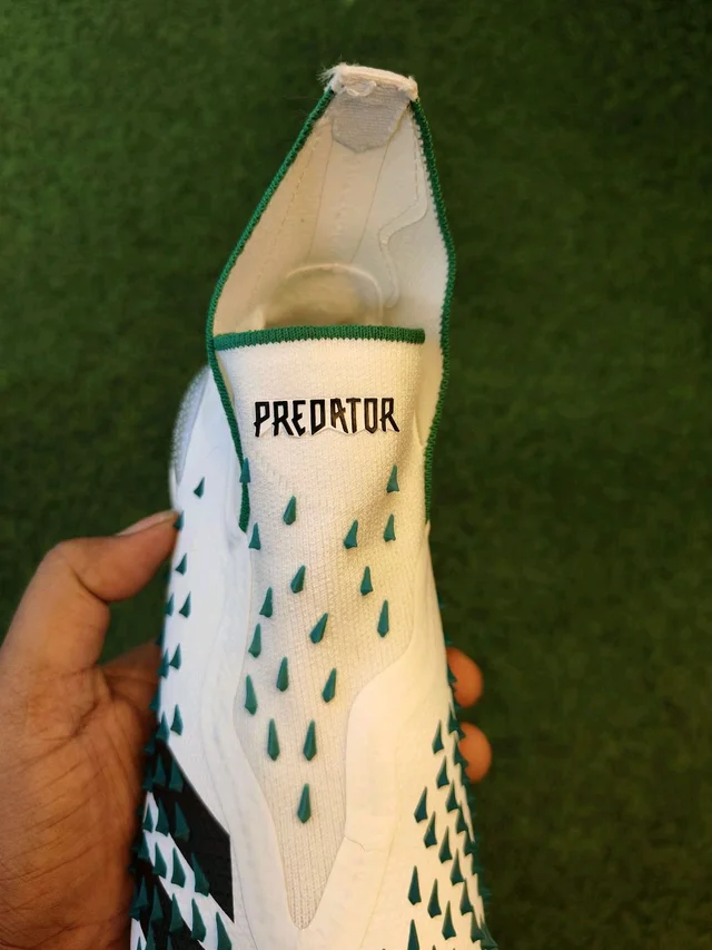 Predator Freak High-Top Without Lace White And Green - 6