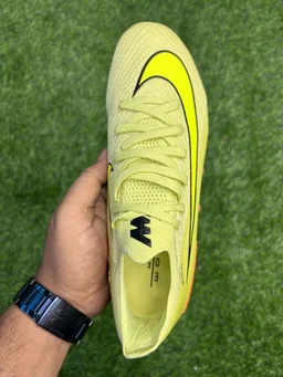 Mercurial Vapor 16 Mad Voltage FG Low-top With Lace - 4.5