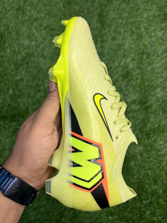 Mercurial Vapor 16 Mad Voltage FG Low-top With Lace - 4.5