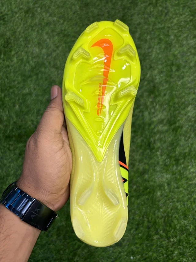 Mercurial Vapor 16 Mad Voltage FG Low-top With Lace - 4.5