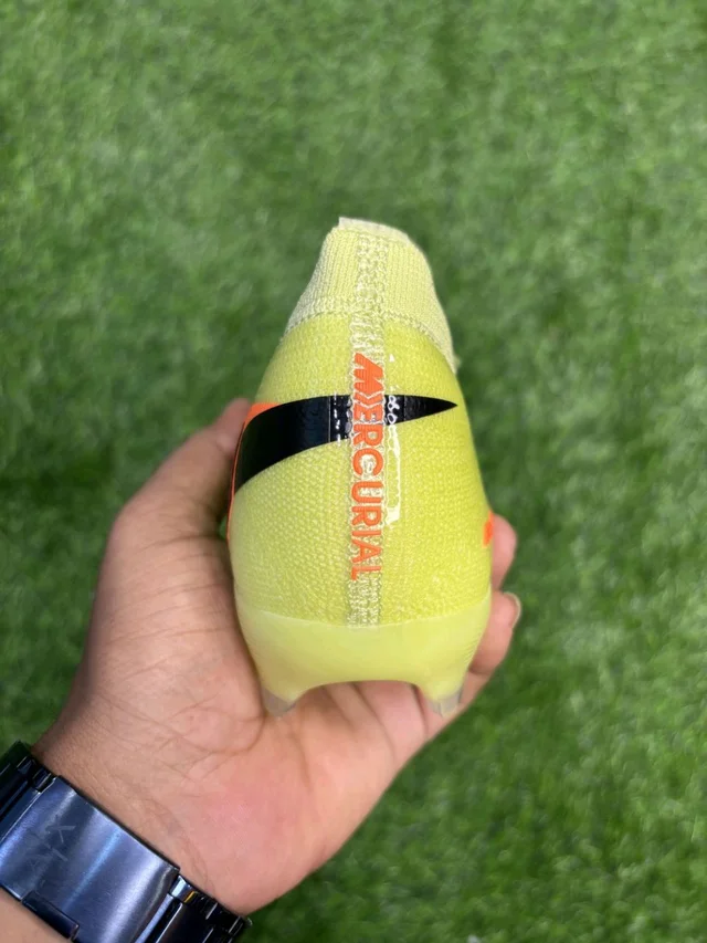 Mercurial Vapor 16 Mad Voltage FG Low-top With Lace - 4.5