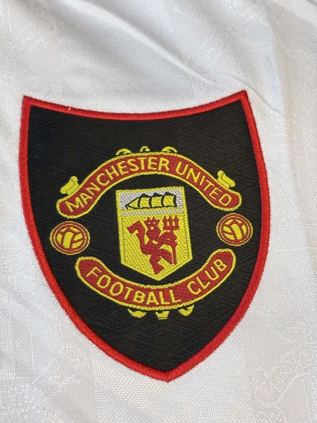 Retro Manchester United 1998-99 Away Full Sleeve - L