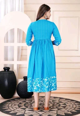 Women Floral Print Viscose Rayon Straight Kurta (Pink) - Scooter, 6XL