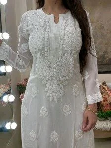 White Viscose Georgette Chikankari Kurta With Palazzo - White, S