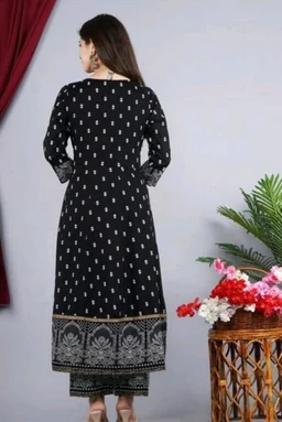 Women Viscose Rayon Kurta. Pant Dupatta Set - black, L