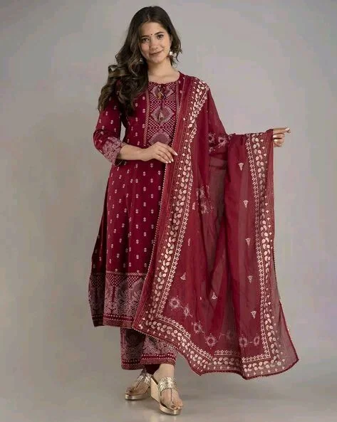 Women Viscose Rayon Kurta. Pant Dupatta Set - Claret, 2XL