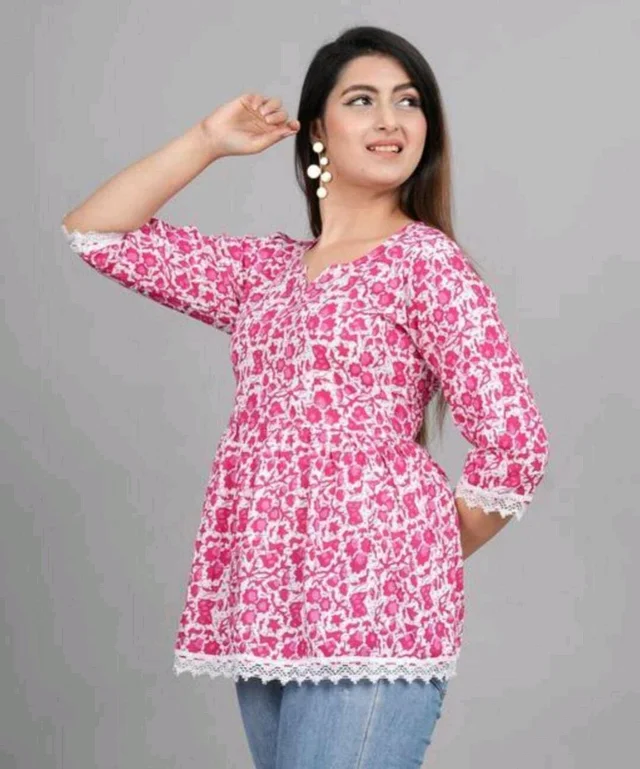 Women's Maroon Floral Printed Short Kurta, Casual Kurta for Girls and Women, Flared Short Kurta & Tunic - Violet Red, L