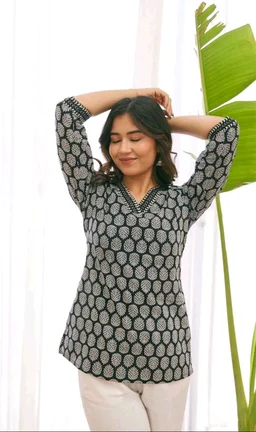 Black Jaal Floral Print Top Cotton V-Neck Short Kurti Tunic for Women - Pablo, M