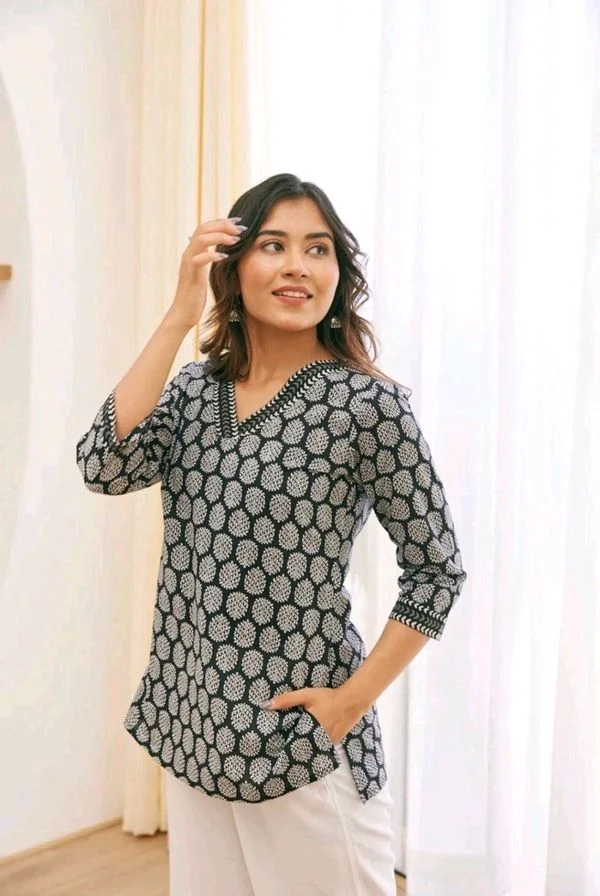 Black Jaal Floral Print Top Cotton V-Neck Short Kurti Tunic for Women - Pablo, S