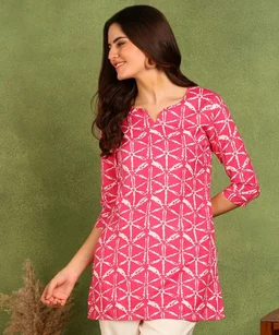 Turquoise Printed Poly Rayon Short Kurti For Women And Girls - Cerise Red, M
