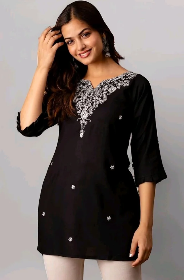 Women Rayon Regular Top - Black, M