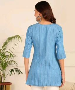 Women Striped Pure Cotton. Straight Kurta (Purple) - Ship Cove, S
