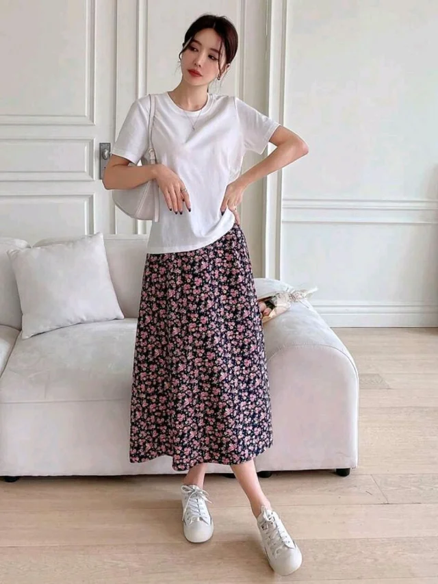 Lavender Floral Skirt Korean Co-ord Set for Women - White, L