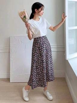 Lavender Floral Skirt Korean Co-ord Set for Women - White, XL