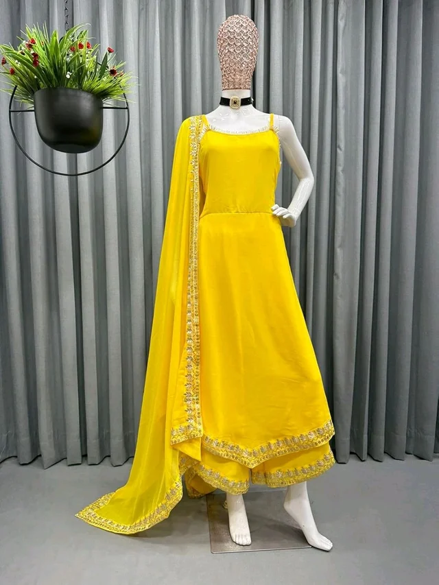 Women's Georgette Sleeveless Kurti Set With Embroidered Lace - Yellow, L