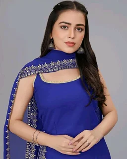 Women's Georgette Sleeveless Kurti Set With Embroidered Lace - Blue, M