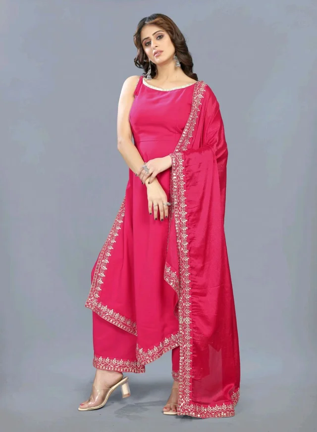 Women's Georgette Sleeveless Kurti Set With Embroidered Lace - Radical Red, M