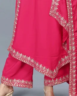 Women's Georgette Sleeveless Kurti Set With Embroidered Lace - Radical Red, M