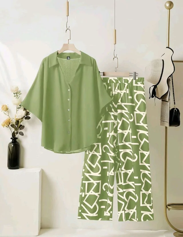 ELEGANT PINE GREEN TOP WITH GRAPHIC PALAZZO SET - Flax Smoke, XXL