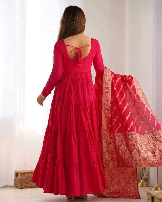 PURE SOFT FOX GEORGETTE FULL FLAIR LAYRED ANARKALI SET - Cardinal, Xs