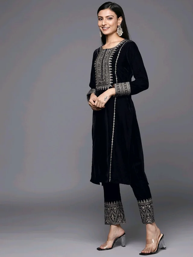 Women's Velvet Embroidered Maroon Straight Kurta Suit Set with Pant and Dupatta||Velvet Suit For Women||Velvet Kurta Set Women||Kurta Set For Women Winter - Black, L