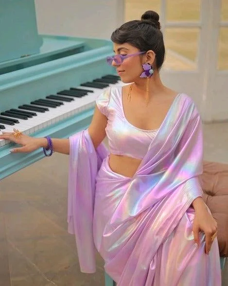 Metallic Glow Saree - Changing Colors at Every Curve - Bouquet, Free Size