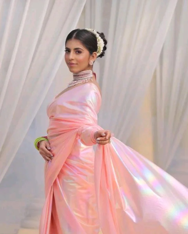 Metallic Glow Saree - Changing Colors at Every Curve - Tony's Pink, Free Size