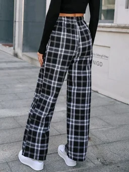 Women Regular Fit Black Cotton Blend Trousers - Black, 26