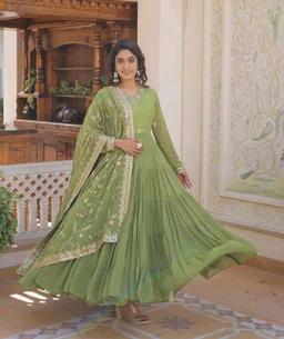 Women's Georgette Anarkali kurta set & Duptta For Women - Green Smoke, L