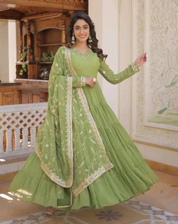 Women's Georgette Anarkali kurta set & Duptta For Women - Green Smoke, S