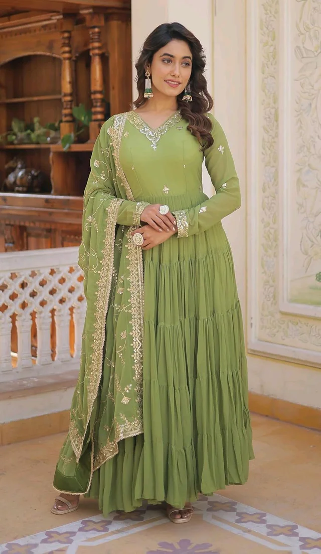 Women's Georgette Anarkali kurta set & Duptta For Women - Green Smoke, XL