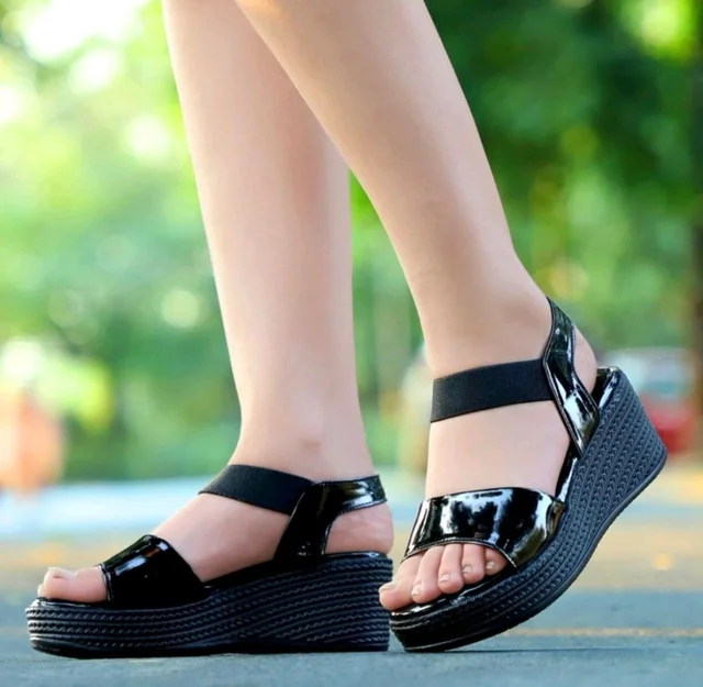 Women Wedges Sandal (Black, 6)
- Black, 6