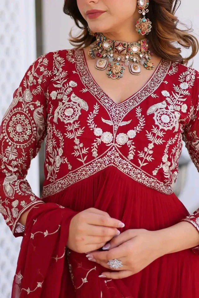 Dazzling Fox Georgette Gown with Heavy Sequence Embroidery & Matching Dupatta – Fully Stitched| My Handicraft India - Shiraz, XL
