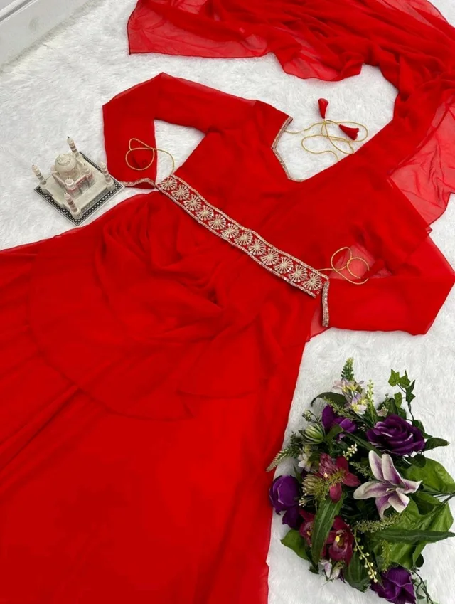 Resplendent Red Color Faux Georgette Sequence New Stilly Gown - Red, M