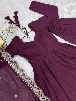 Women's Printed Romanslik Full Sleeve V-Neck Zip Beautiful Anarkali Gown with Dupatta & Pant - wine, XS