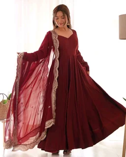 Women's Printed Romanslik Full Sleeve V-Neck Zip Beautiful Anarkali Gown with Dupatta & Pant - Maroon, XXL