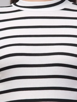 Women Bodycon Black, Red, White Dress
- white Lining, M