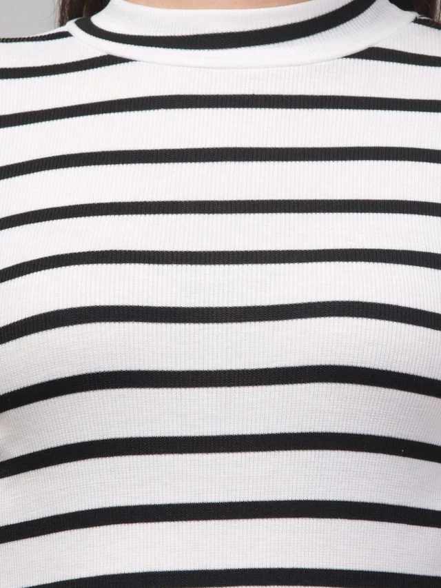 Women Bodycon Black, Red, White Dress
- white Lining, M