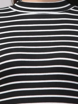 Women Bodycon Black, Red, White Dress
- Black Lining, M