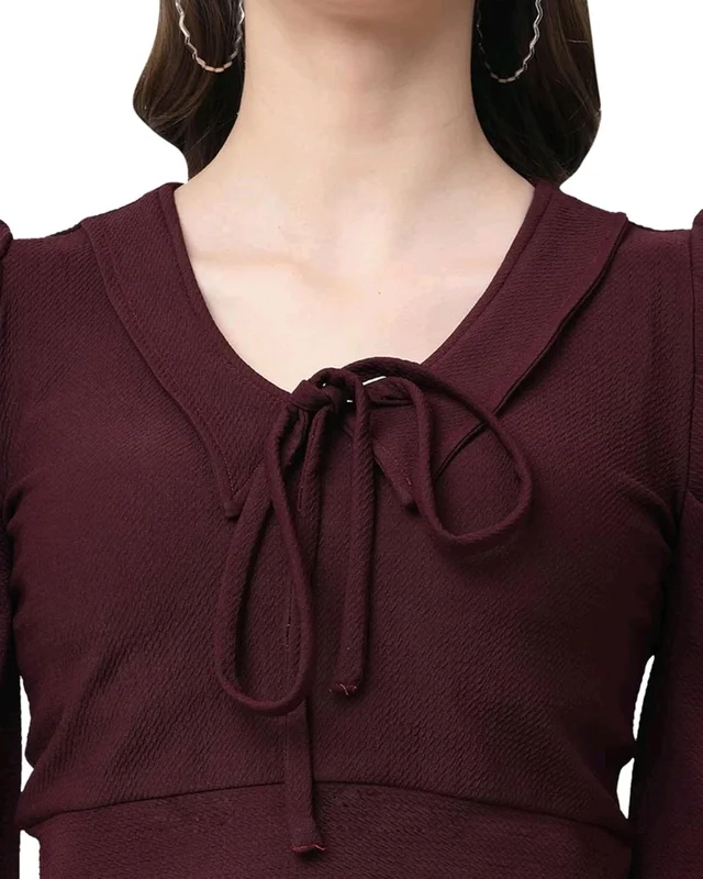 Selvia Women's Lycra Knitted & Solid Crop Top - Crater Brown, S