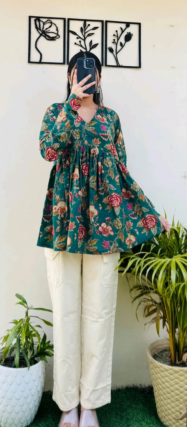 Cotton Flared Bottle Green Aliacut Floral Print Peplum Top - Surfie Green, S