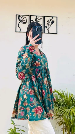 Cotton Flared Bottle Green Aliacut Floral Print Peplum Top - Surfie Green, XS