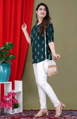 Casual Roll Up Sleeves Printed Women Green, Yellow, White Top
- Dark Green, L