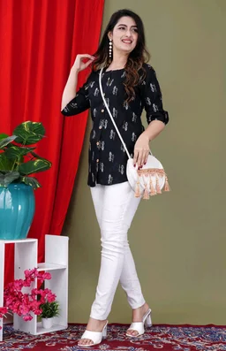 Casual Roll Up Sleeves Printed Women Green, Yellow, White Top
- Black, XL