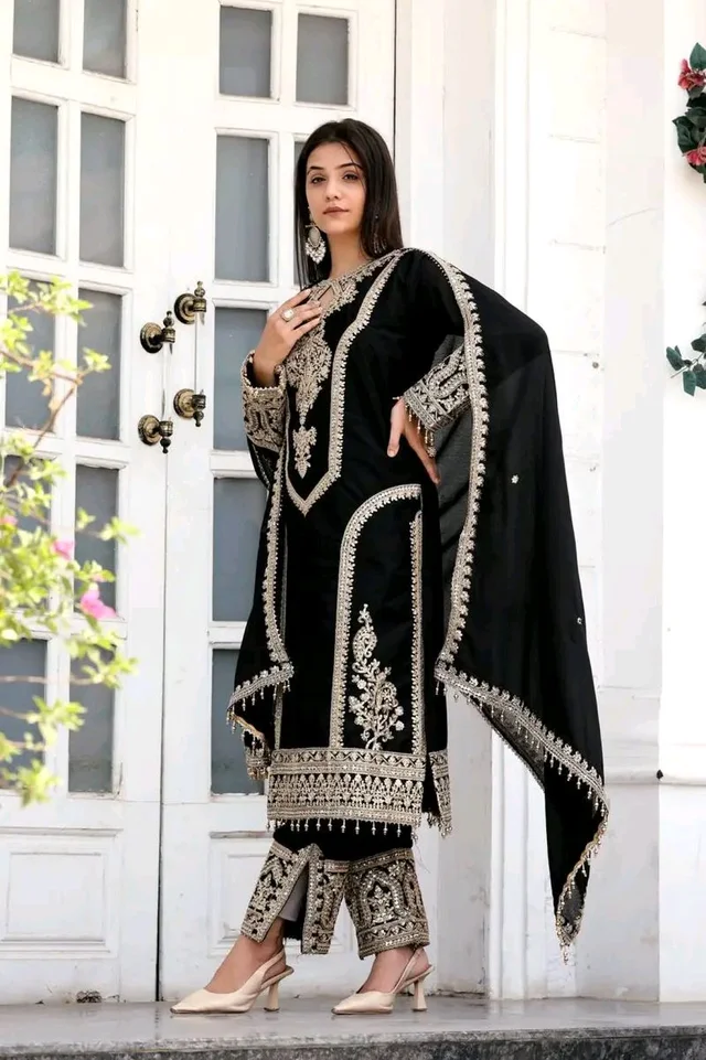 Heavy Chinon Silk kurti Eith Embroidered salwar And Dupatta Set
- Black, L