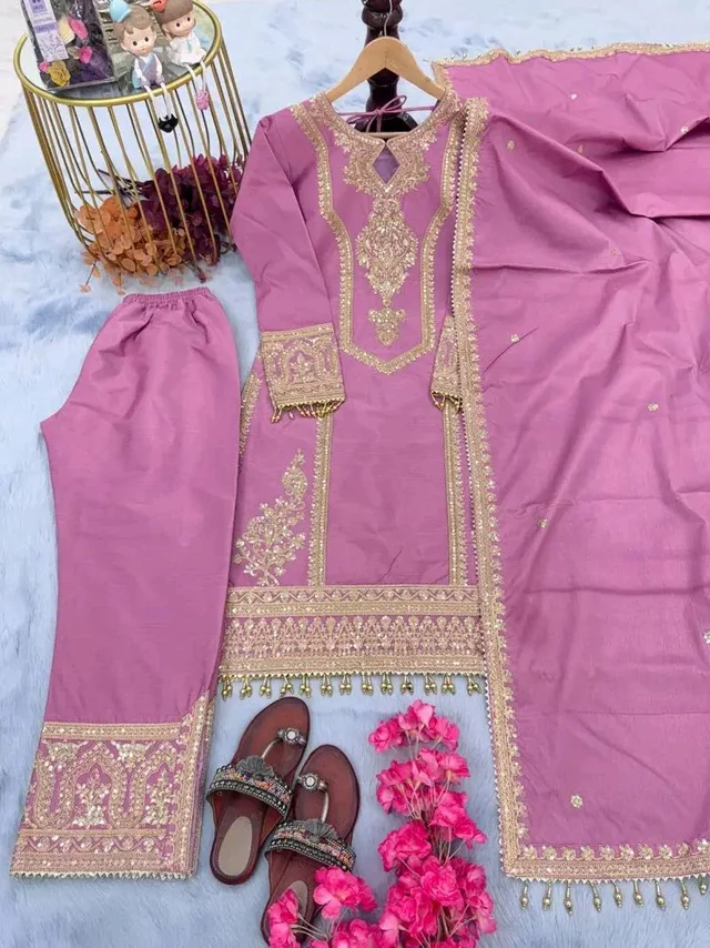 Heavy Chinon Silk kurti Eith Embroidered salwar And Dupatta Set
- Bouquet, L
