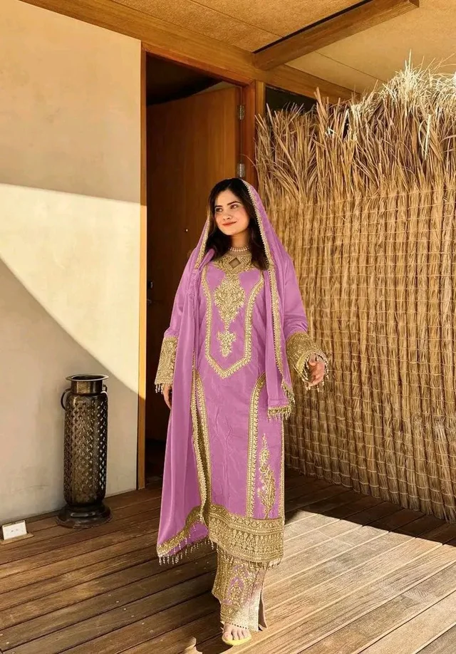 Heavy Chinon Silk kurti Eith Embroidered salwar And Dupatta Set
- Bouquet, XL
