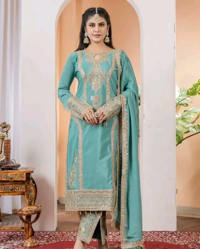 Heavy Chinon Silk kurti Eith Embroidered salwar And Dupatta Set
- Breaker Bay, XL