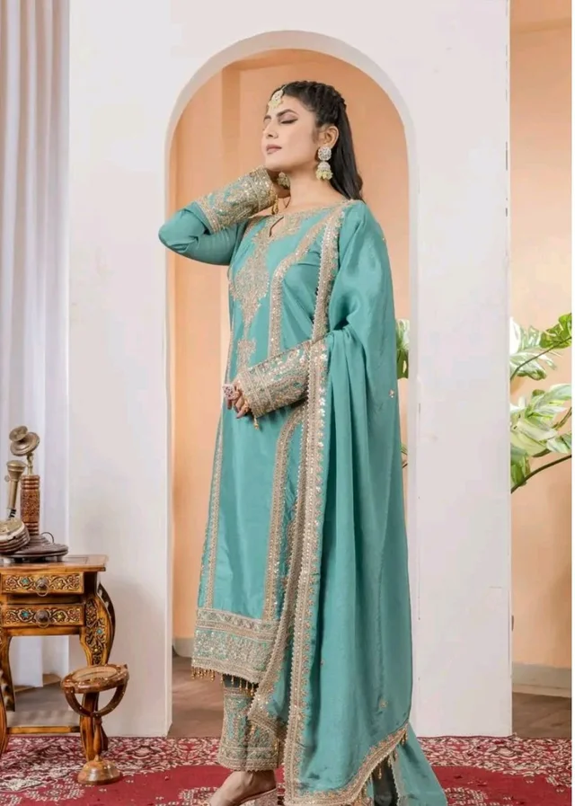 Heavy Chinon Silk kurti Eith Embroidered salwar And Dupatta Set
- Breaker Bay, XXL