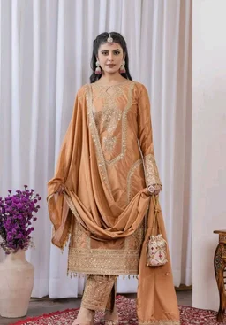 Heavy Chinon Silk kurti Eith Embroidered salwar And Dupatta Set
- Cape Palliser, XXL